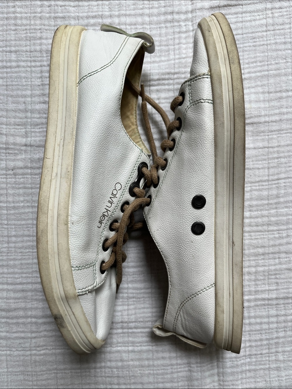 Calvin Klein Women's Michaela White Leather Low Top Sneakers Size 8